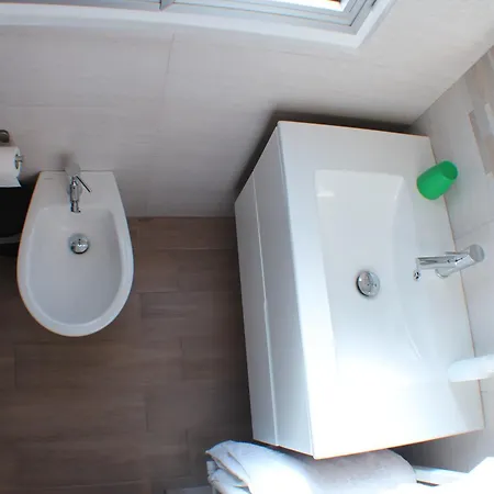 Apartment Tiny House *