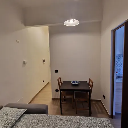 Apartment Tiny House *