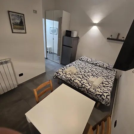 Tiny House *
